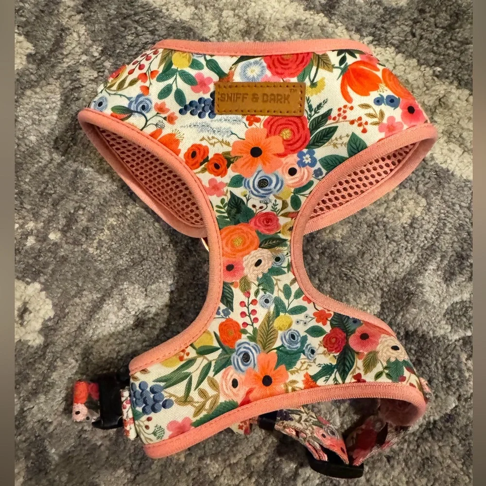 Sniff and Bark Size Small Floral Dog Harness